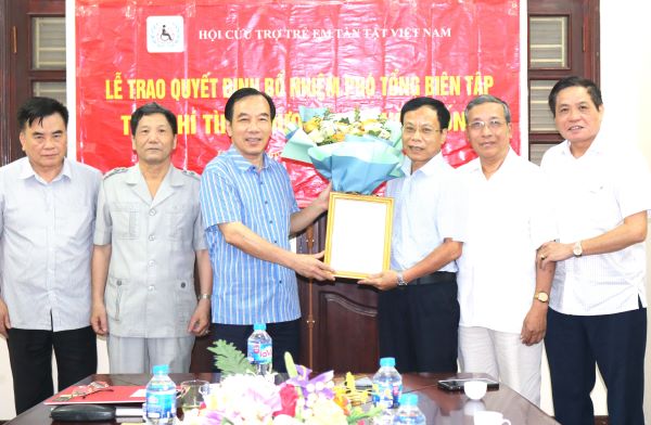 Nhà báo Nguyễn Văn Minh được bổ nhiệm Phó Tổng Biên tập Tạp chí Tình thương và Cuộc sống